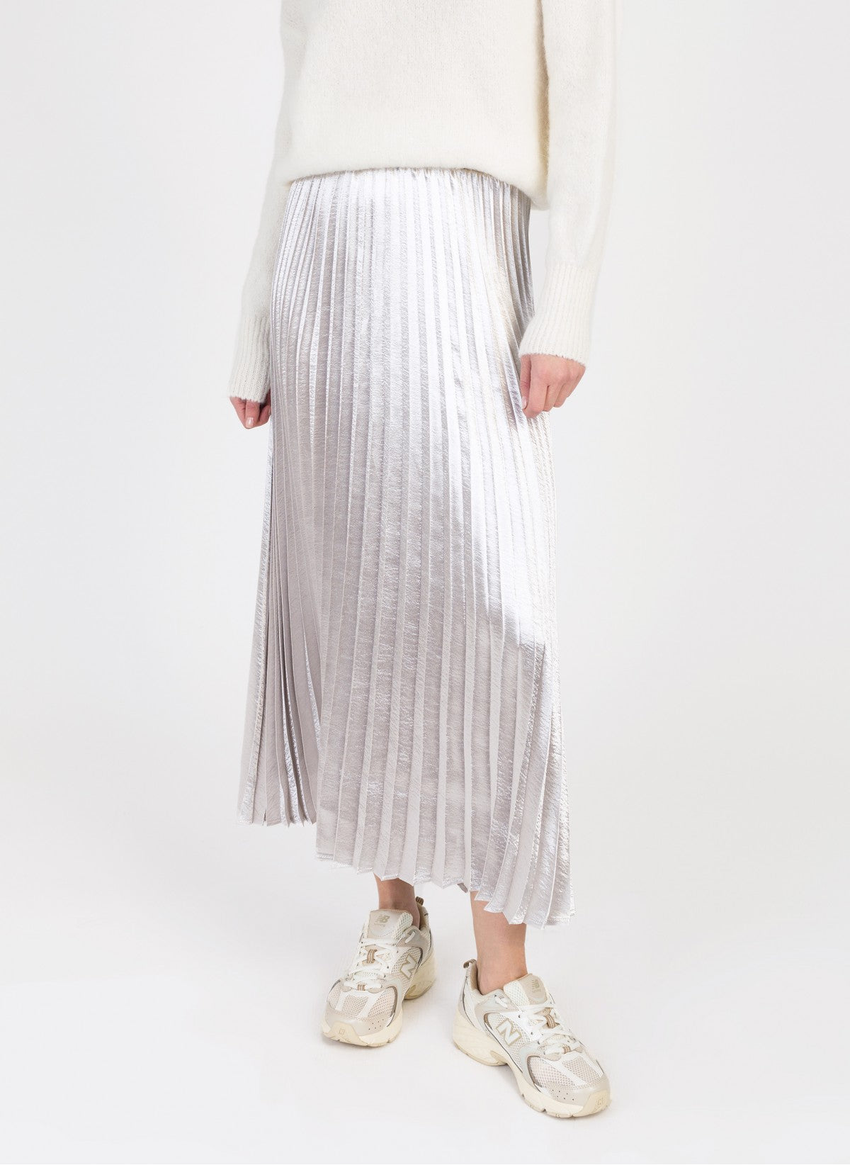 Kenna pleated metallic skirt