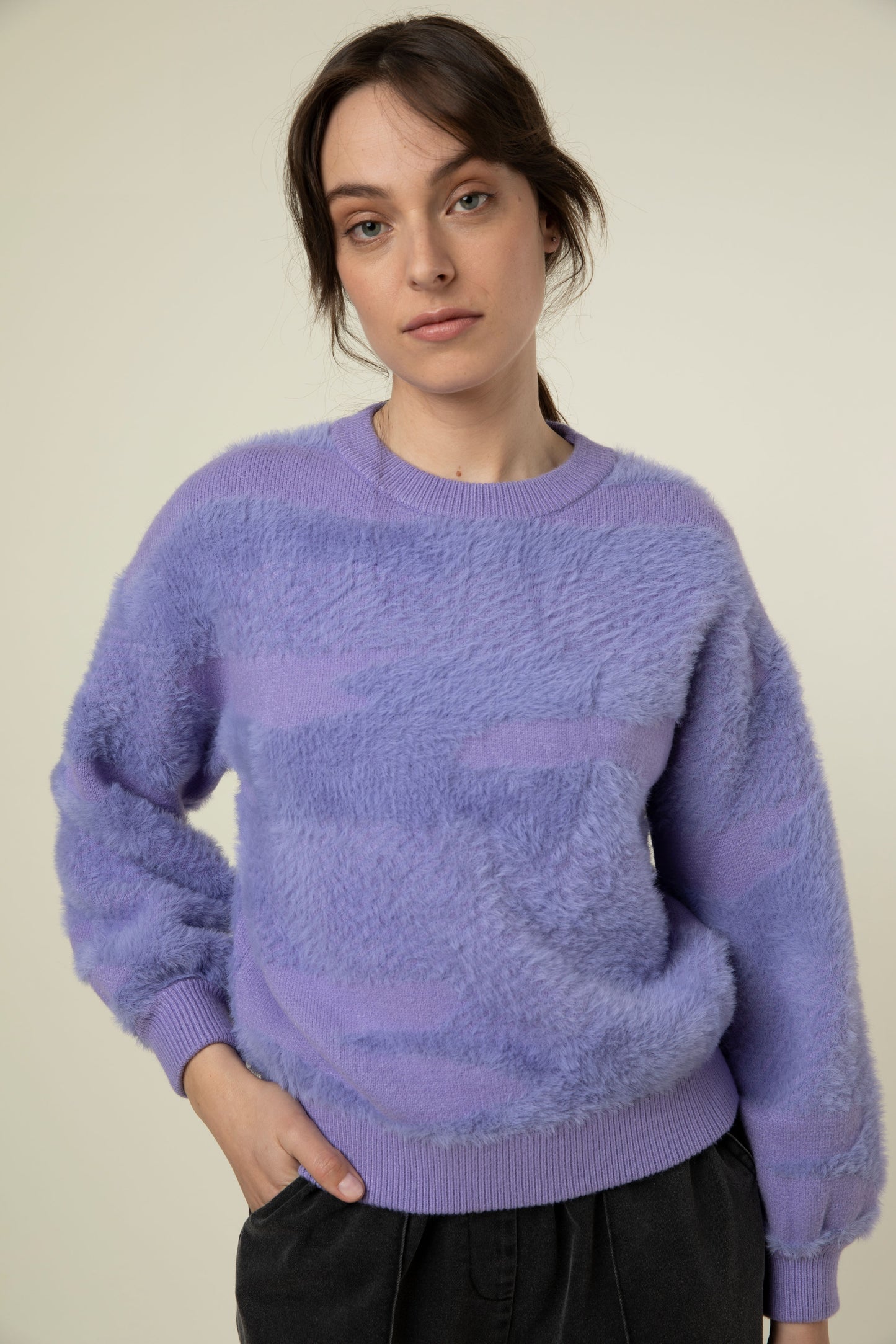 Levi cozy pullover in lavender