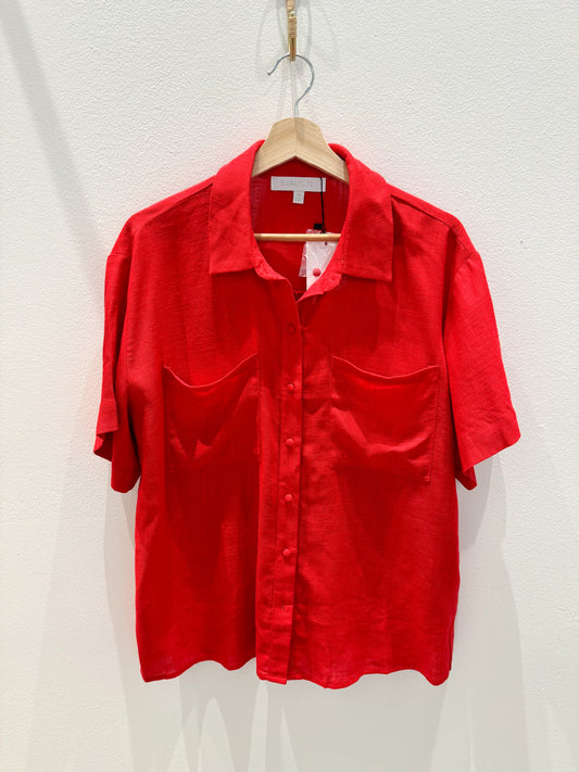 reese linen button up in true red