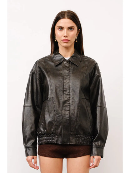 oversized leather bomber jacket, fall 2024 outfit ideas, fashion fall trend, what to wear cold weather