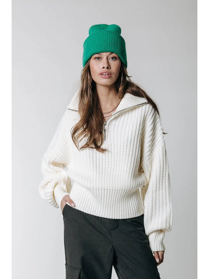 thick knit collar pullover zip sweater in white